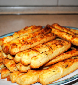 Cheese Sticks (Saratele)