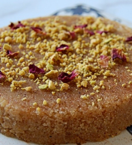 Semolina Halva with Pine Nuts